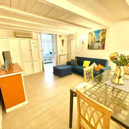 Bella Mbriana بيت ضيافة نابولي