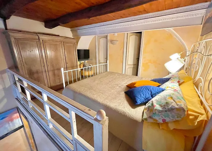 Πανσιόν Bella Mbriana 3*