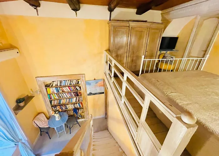 Πανσιόν Bella Mbriana 3*