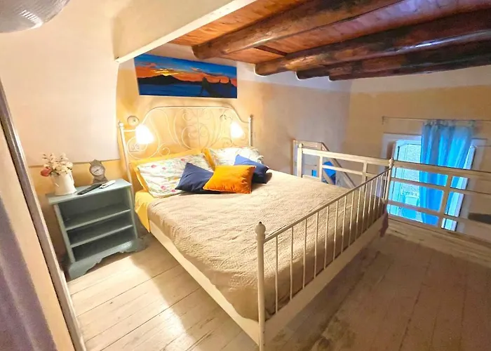 Bella Mbriana Νάπολη