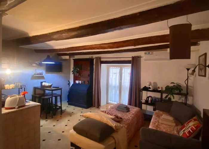 Πανσιόν Bella Mbriana Νάπολη