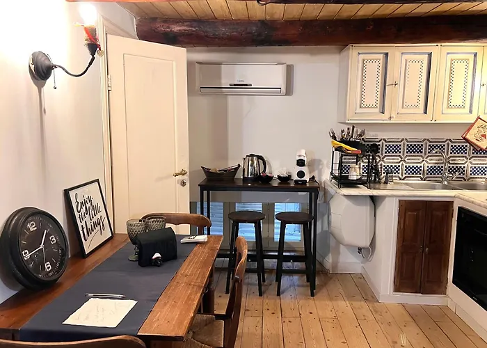 Bella Mbriana Νάπολη